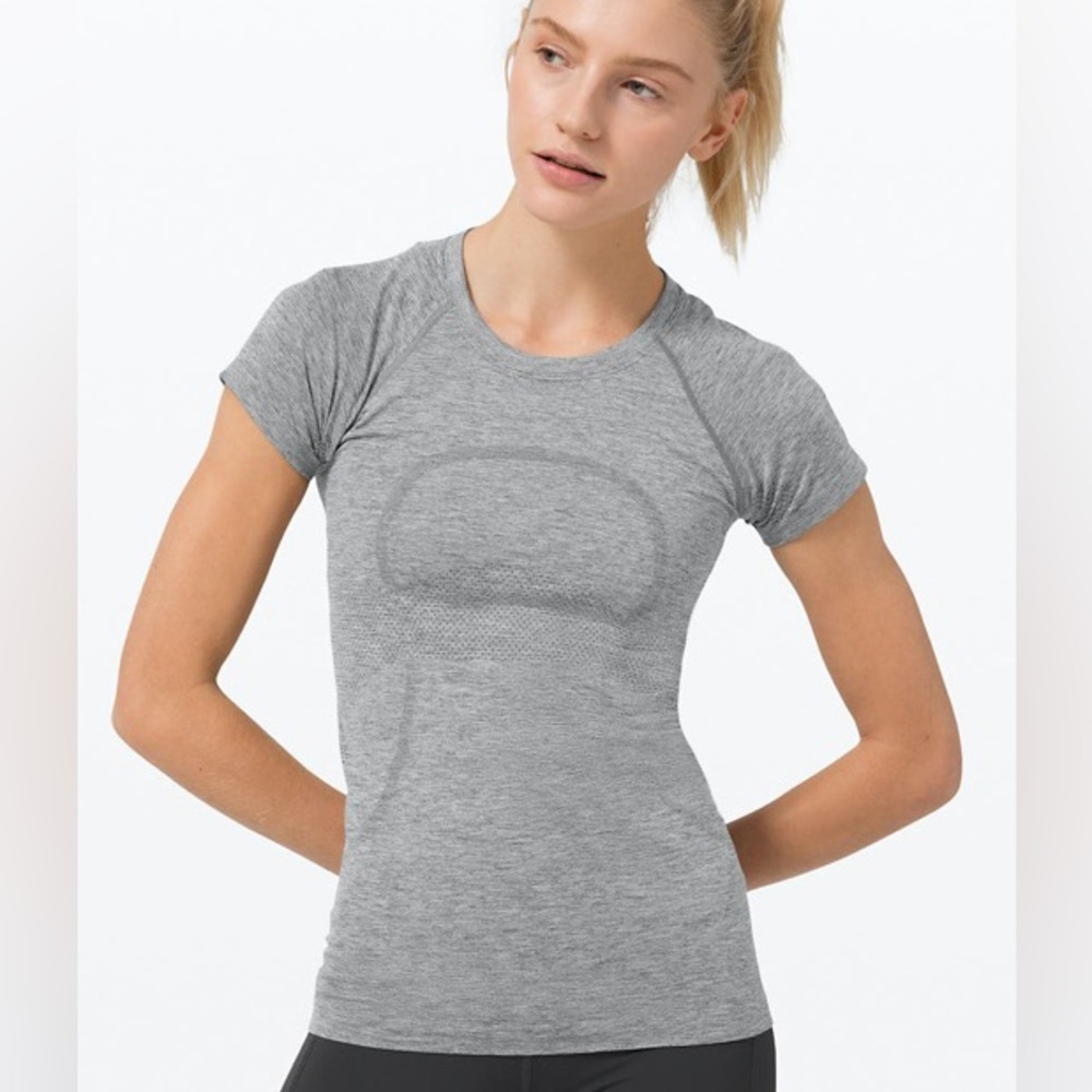 Lululemon Swiftly Tech Top Size 6! - image 1
